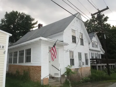 44 Centenary Avenue Laconia NH 03246