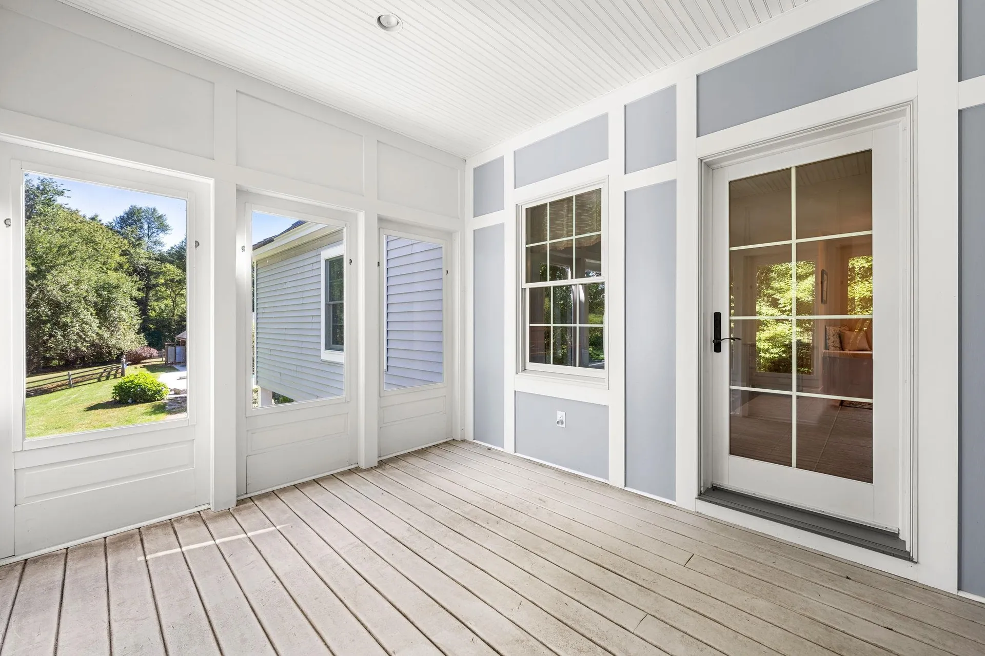 4 Foxhollow Court East Kingston NH 03827