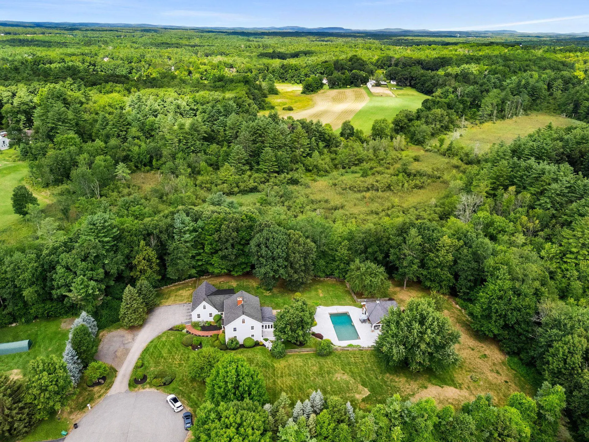 4 Foxhollow Court East Kingston NH 03827