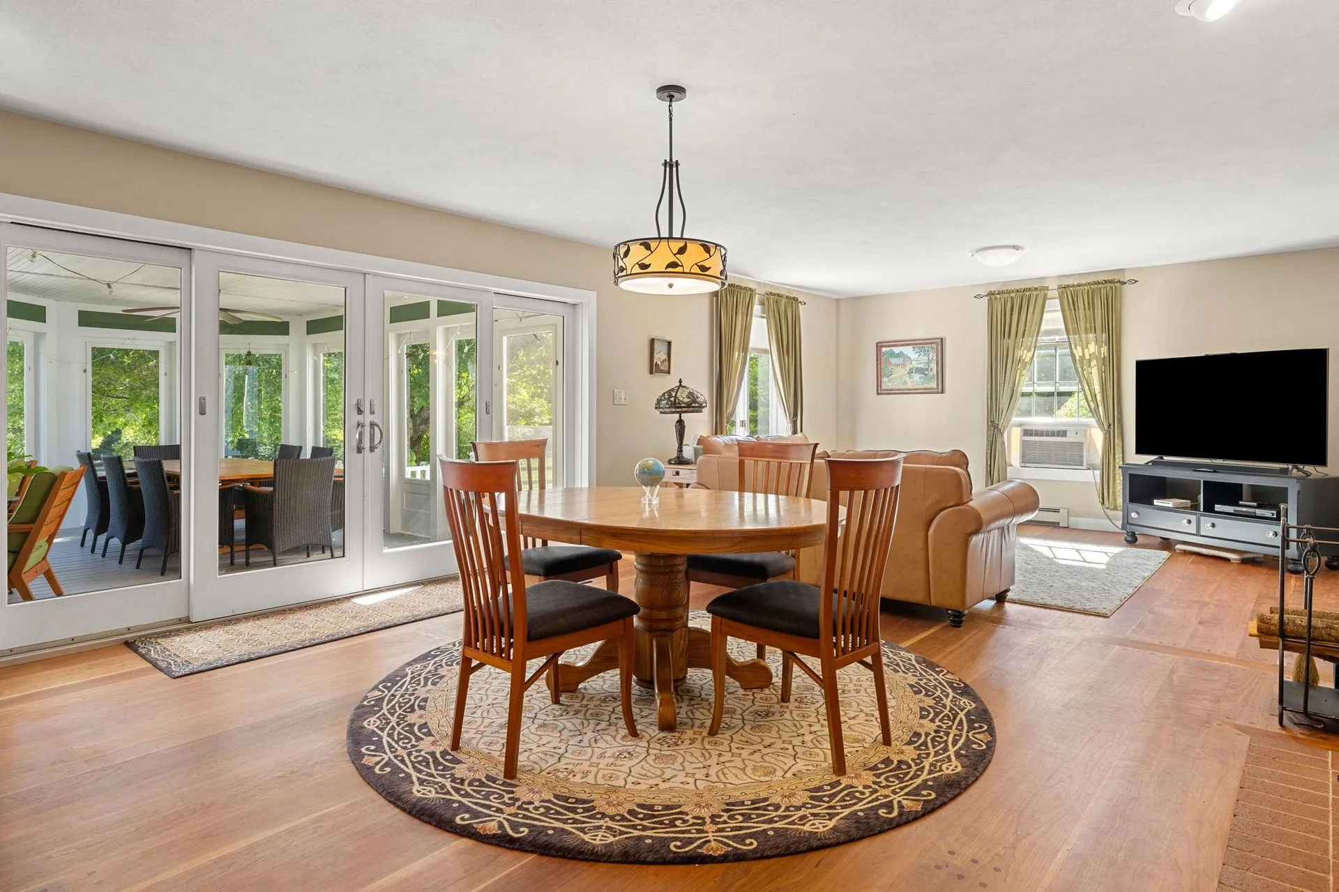 4 Foxhollow Court East Kingston NH 03827