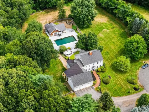 4 Foxhollow Court East Kingston NH 03827