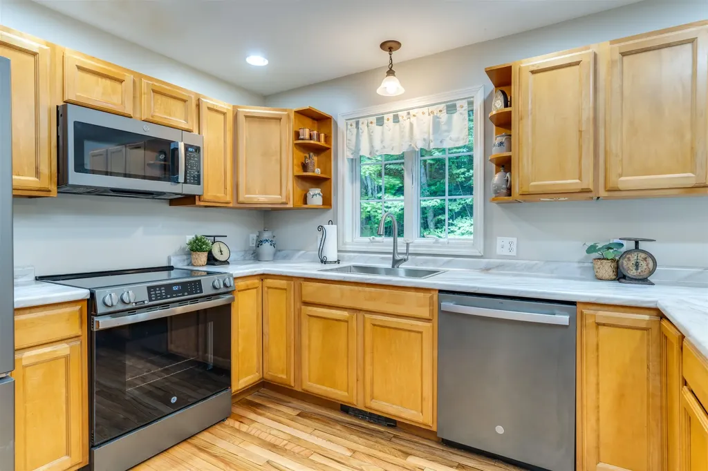 24 Heritage Drive Berwick ME 03901