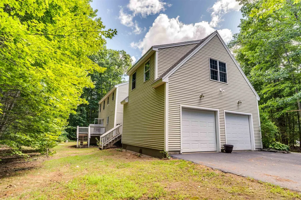 24 Heritage Drive Berwick ME 03901