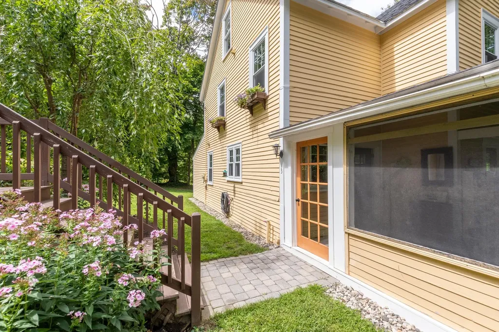 3 Hillrise Lane Meredith NH 03253