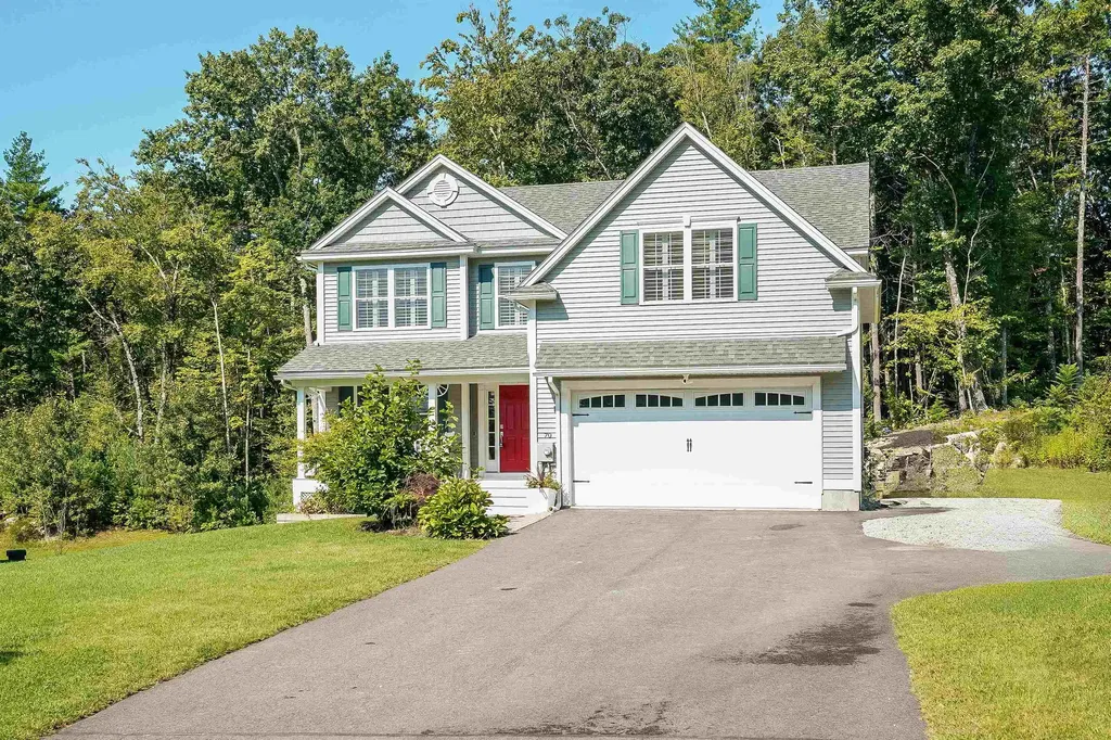 70 Juniper Circle Auburn NH 03032