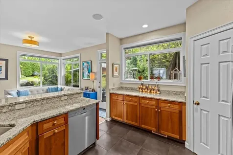 189 Park Road South Burlington VT 05403