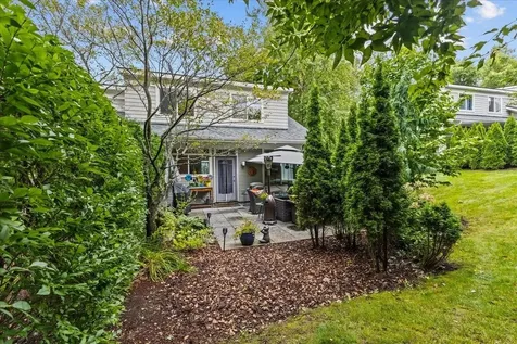 189 Park Road South Burlington VT 05403