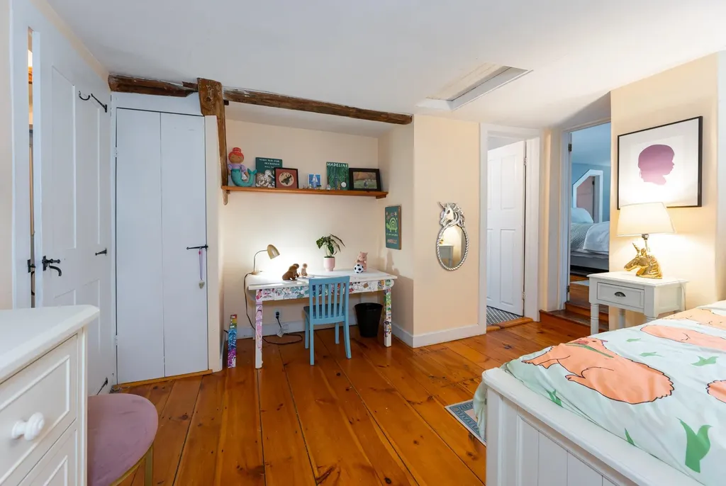 11 Foundry Street Amherst NH 03031