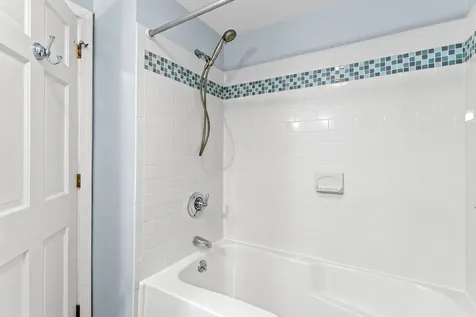 12 Kelsey Drive Durham NH 03824