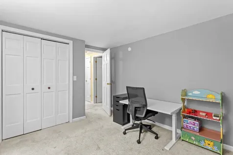 12 Kelsey Drive Durham NH 03824