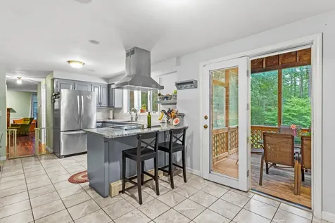 12 Kelsey Drive Durham NH 03824