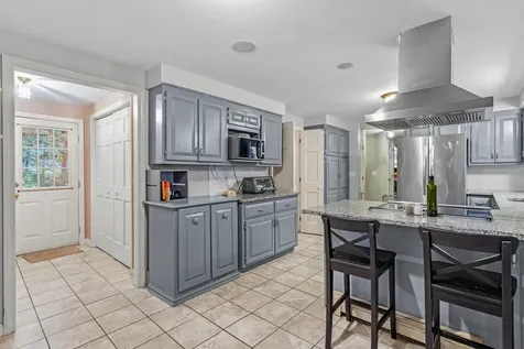 12 Kelsey Drive Durham NH 03824
