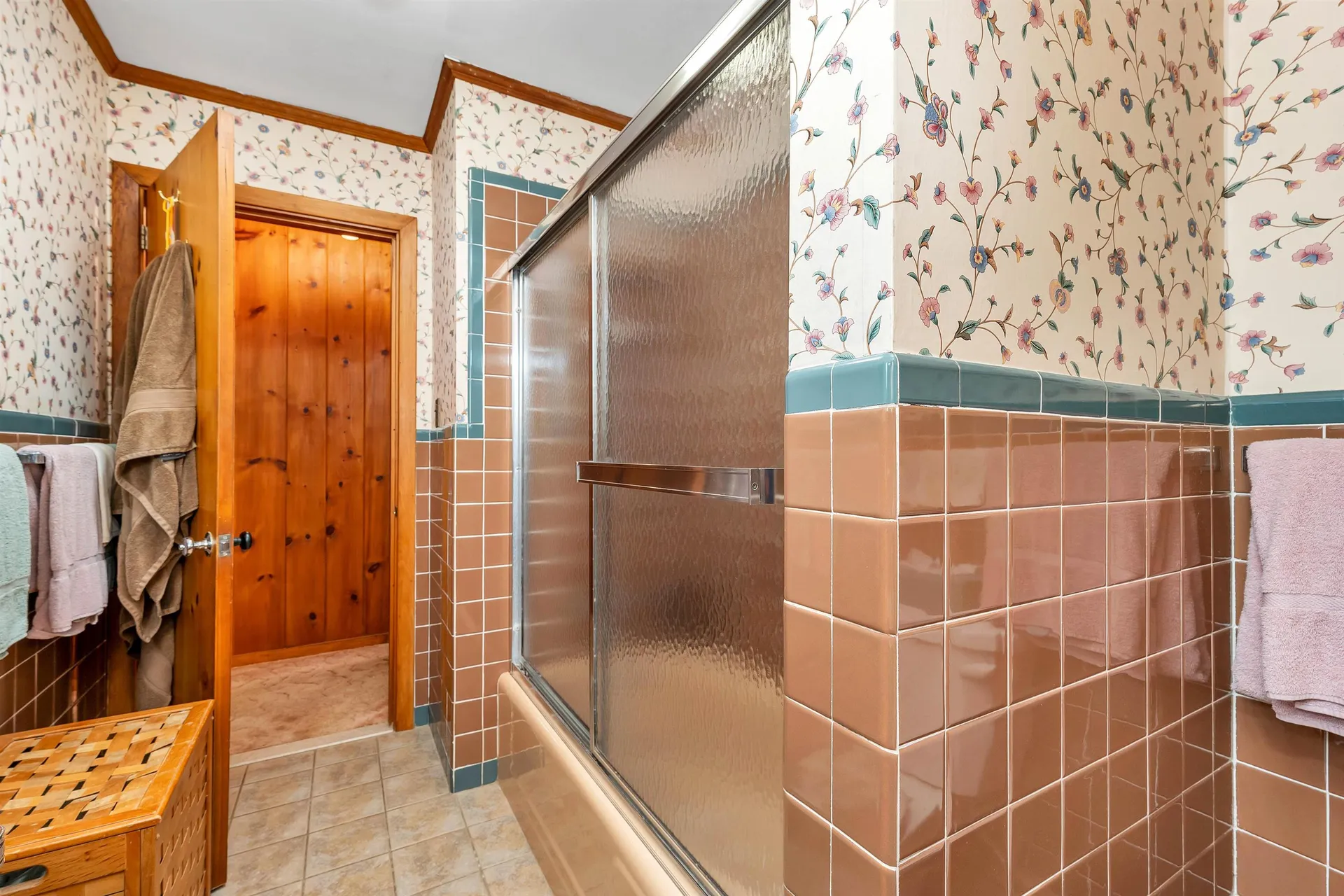 27 Governor Wentworth Highway Tuftonboro NH 03894