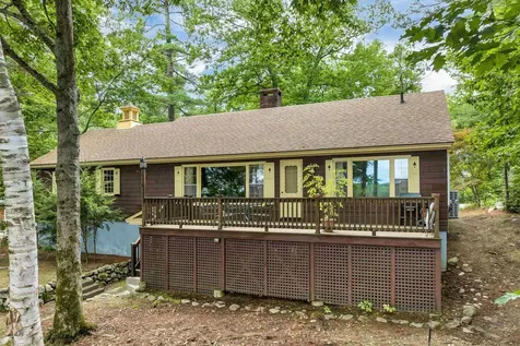 27 Governor Wentworth Highway Tuftonboro NH 03894