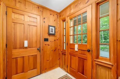 27 Governor Wentworth Highway Tuftonboro NH 03894