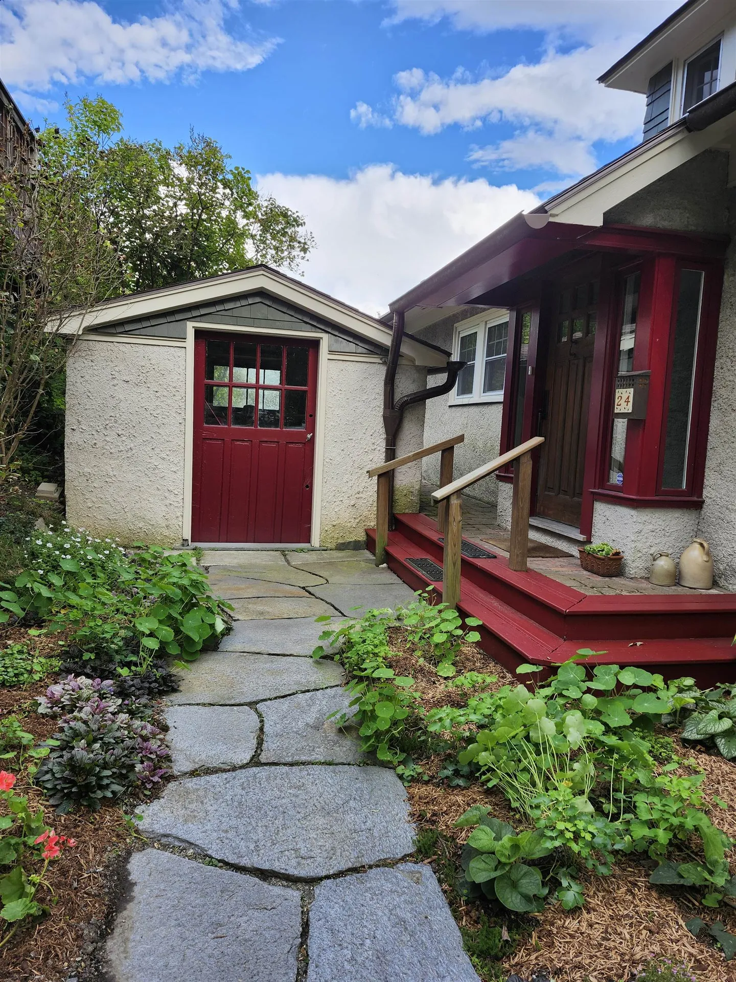 24 Oak Crest Brattleboro VT 05301