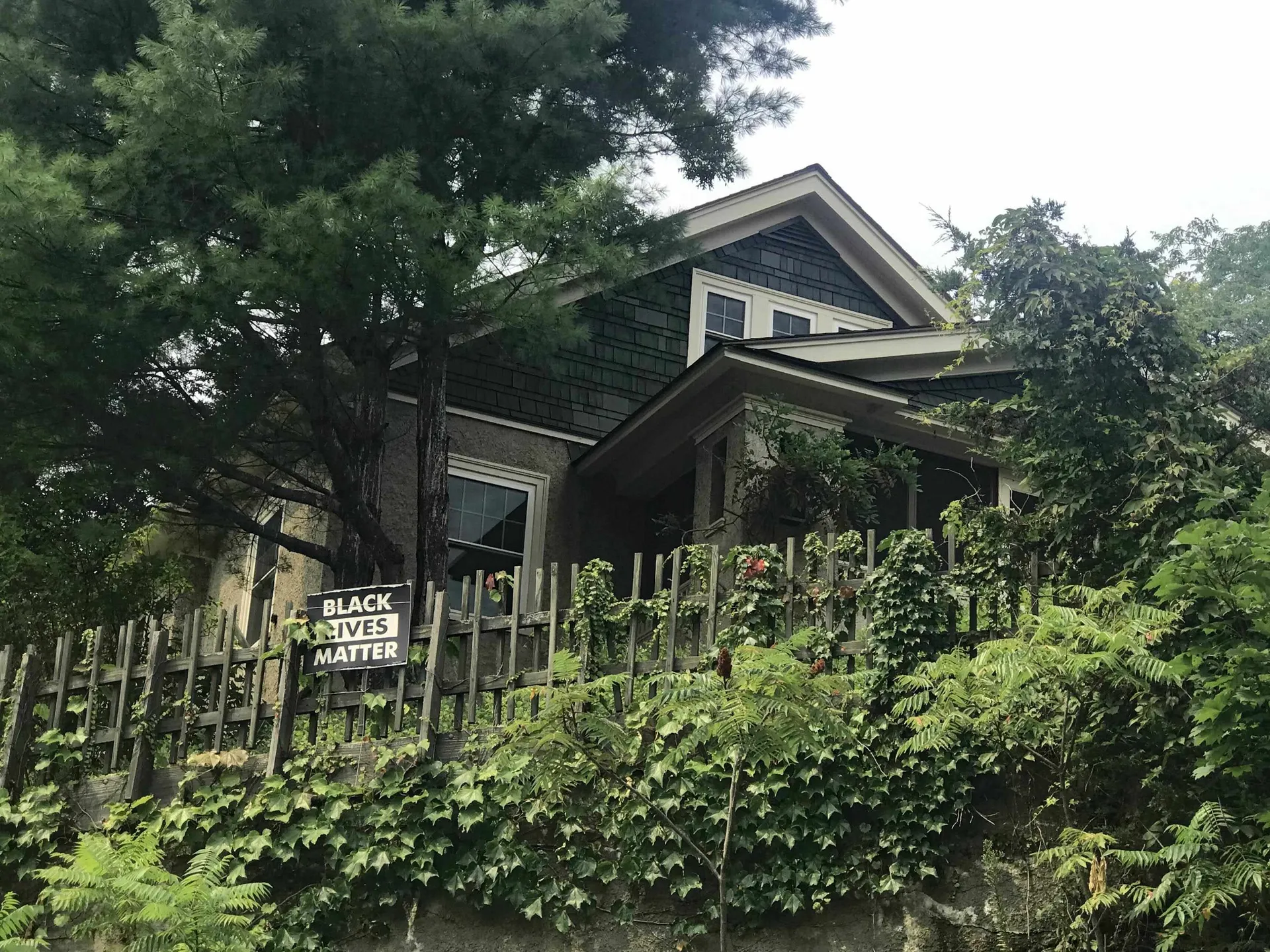 24 Oak Crest Brattleboro VT 05301