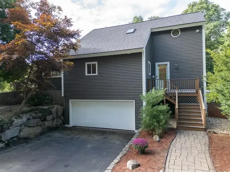 60 Stanley Brook Drive Salem NH 03079