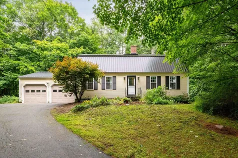 20 Mountain View Drive Peterborough NH 03458