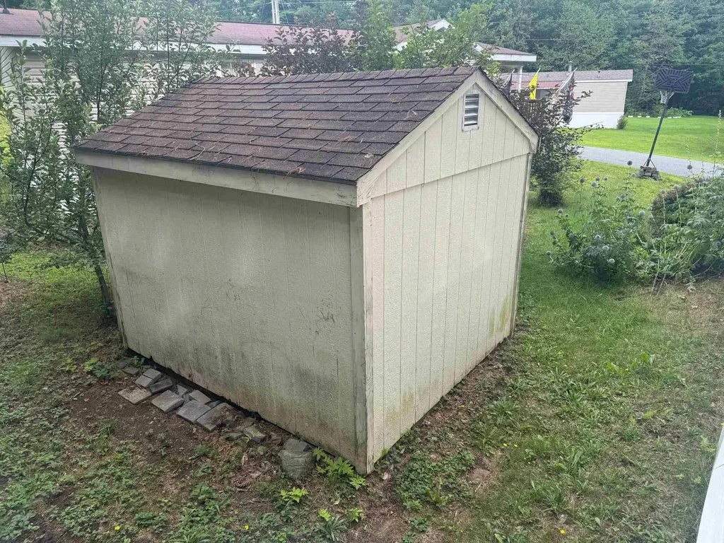 14 Ledge Lane Canaan NH 03741