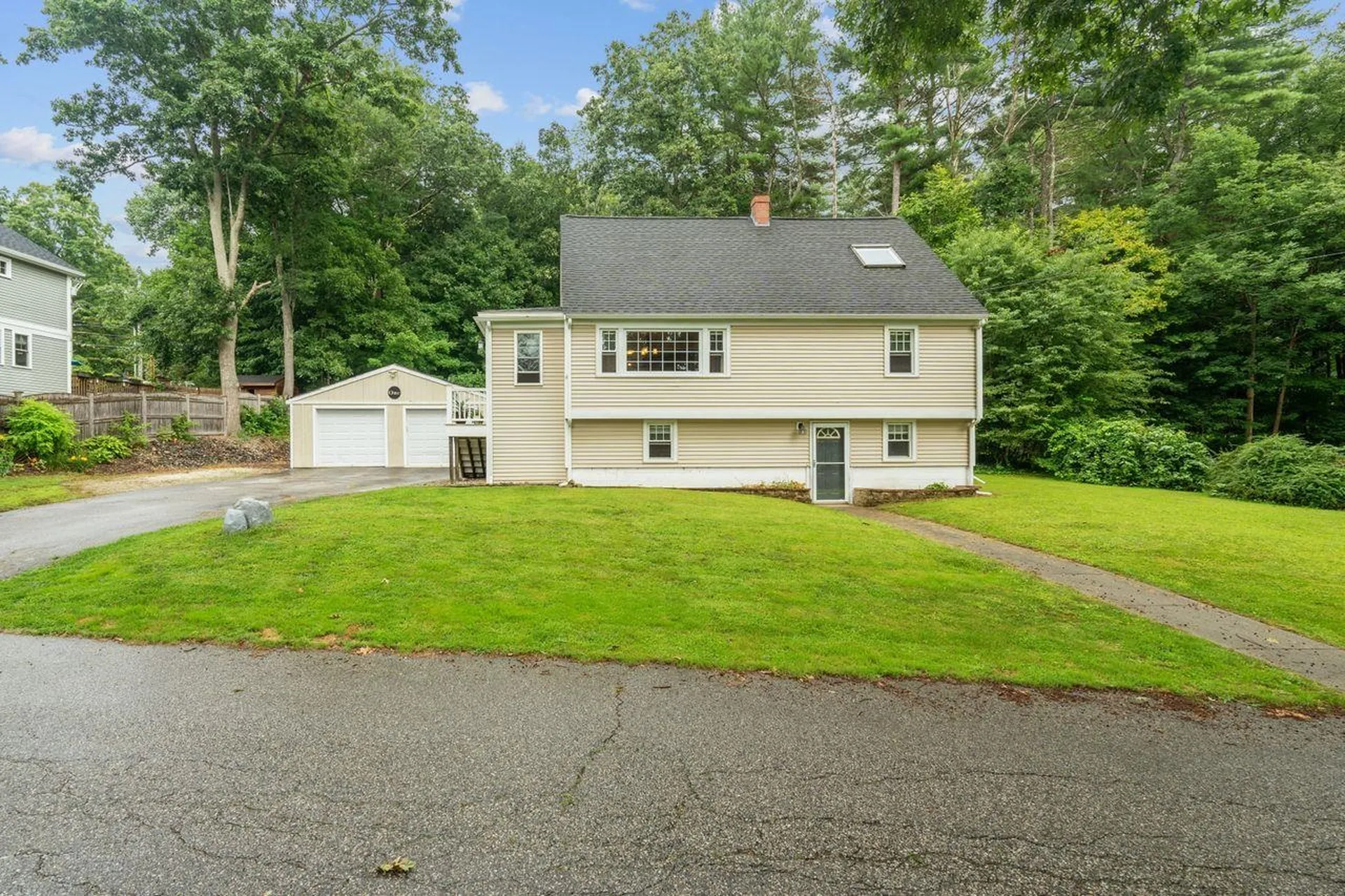 1 Donnas Lane Hampton NH 03842