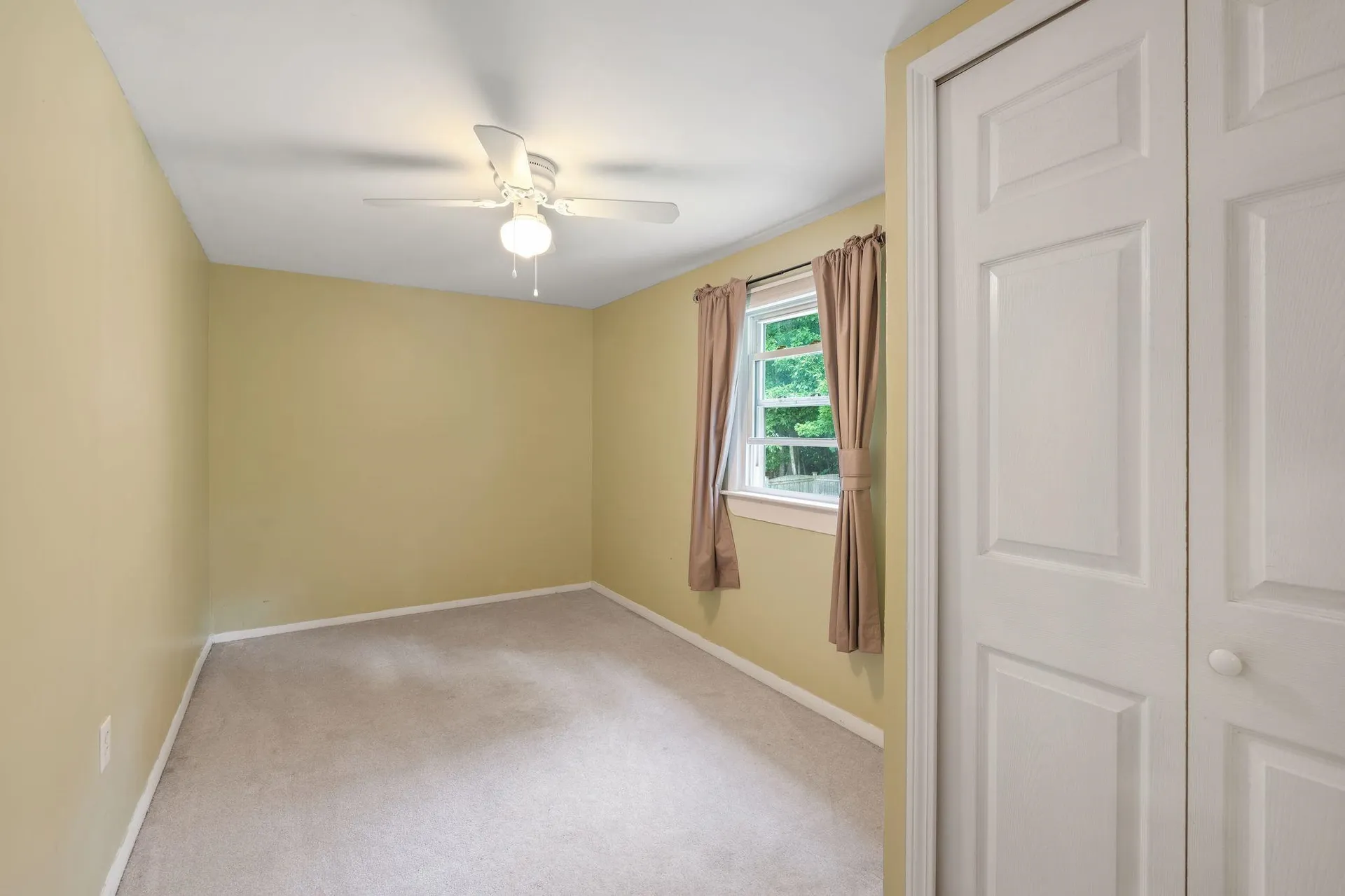 1 Donnas Lane Hampton NH 03842