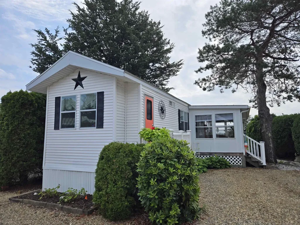 308 State Route 286 Seabrook NH 03874