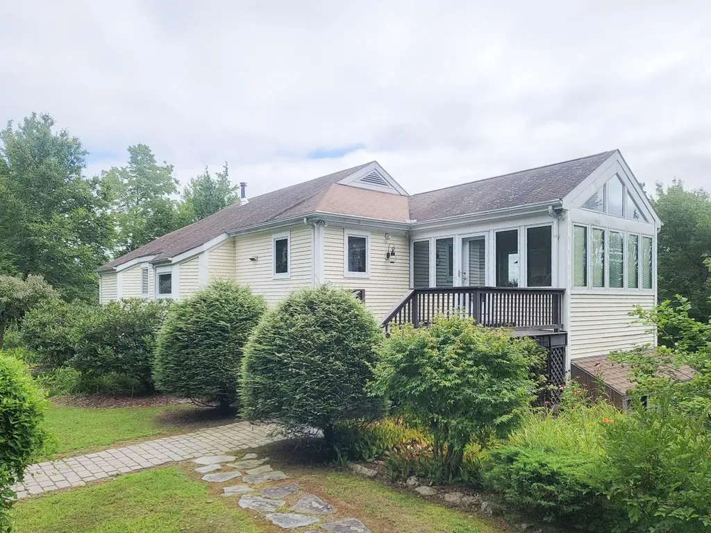 78 Mason Road Mont Vernon NH 03057