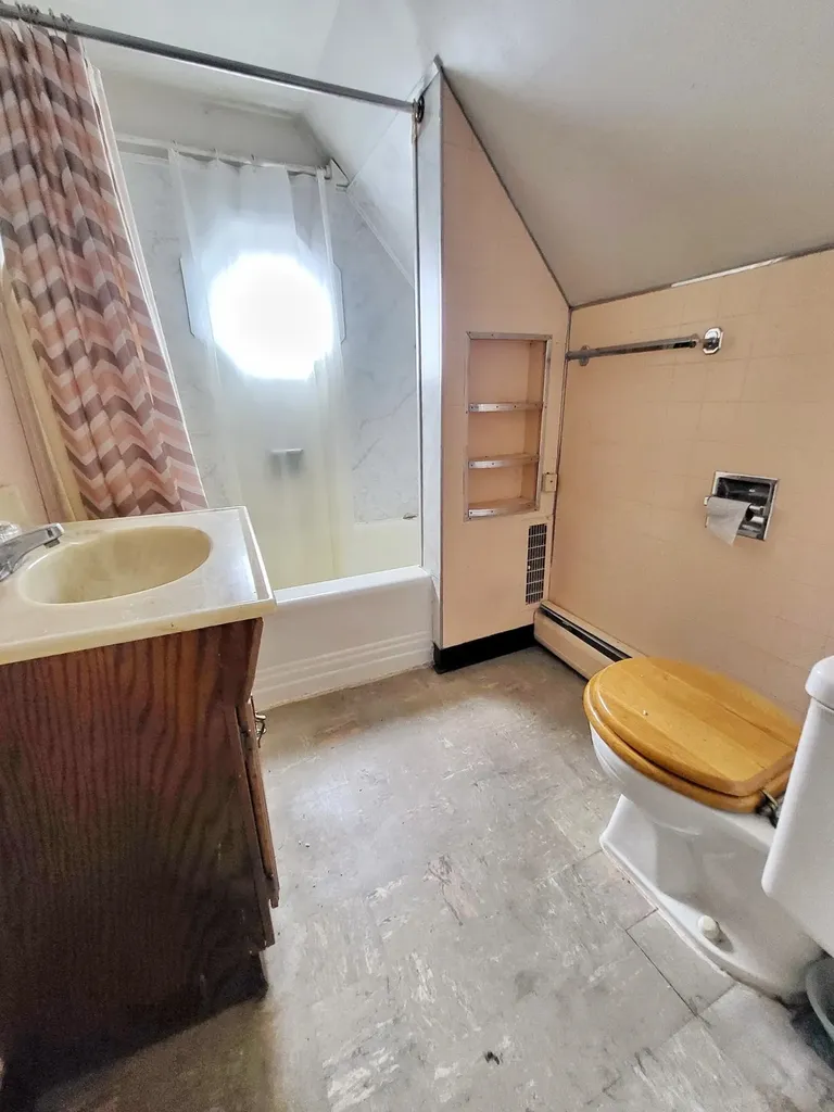 16 Maple Street Whitefield NH 03598