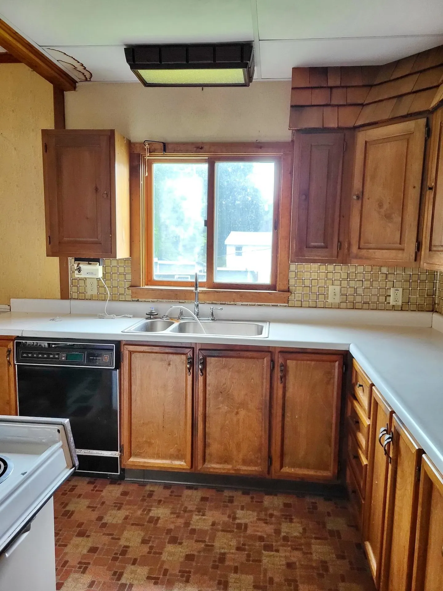 16 Maple Street Whitefield NH 03598