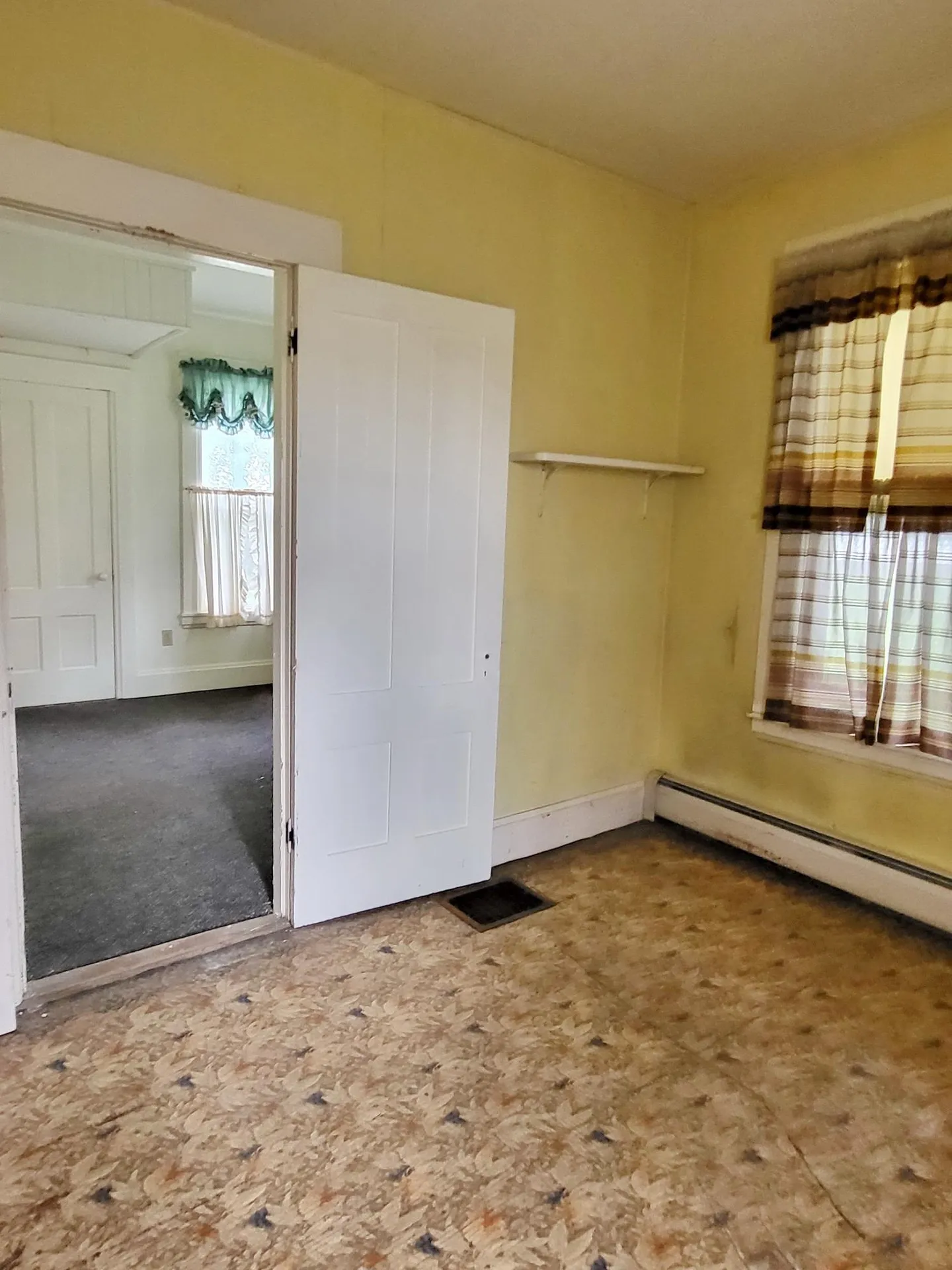 16 Maple Street Whitefield NH 03598