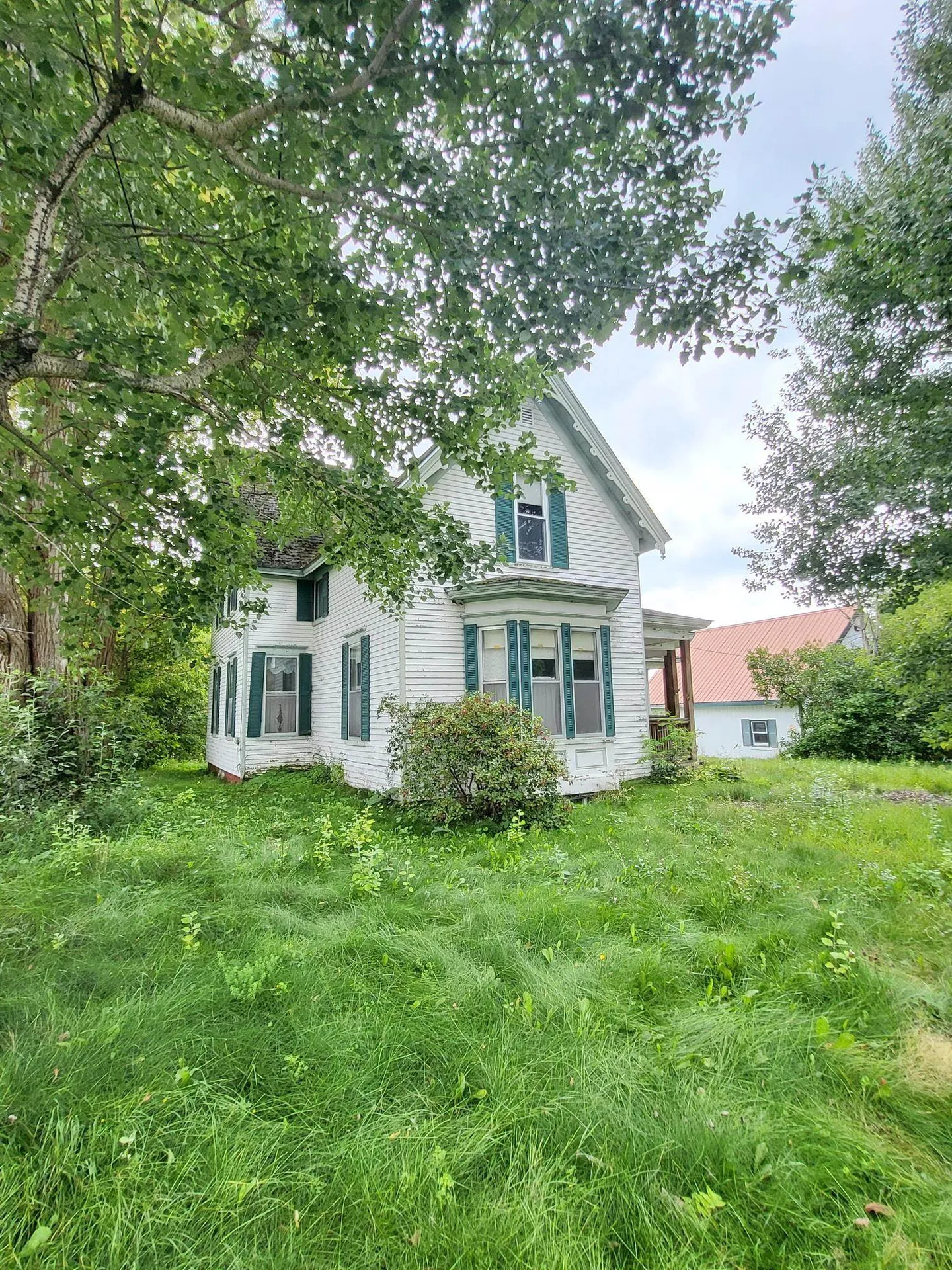 16 Maple Street Whitefield NH 03598