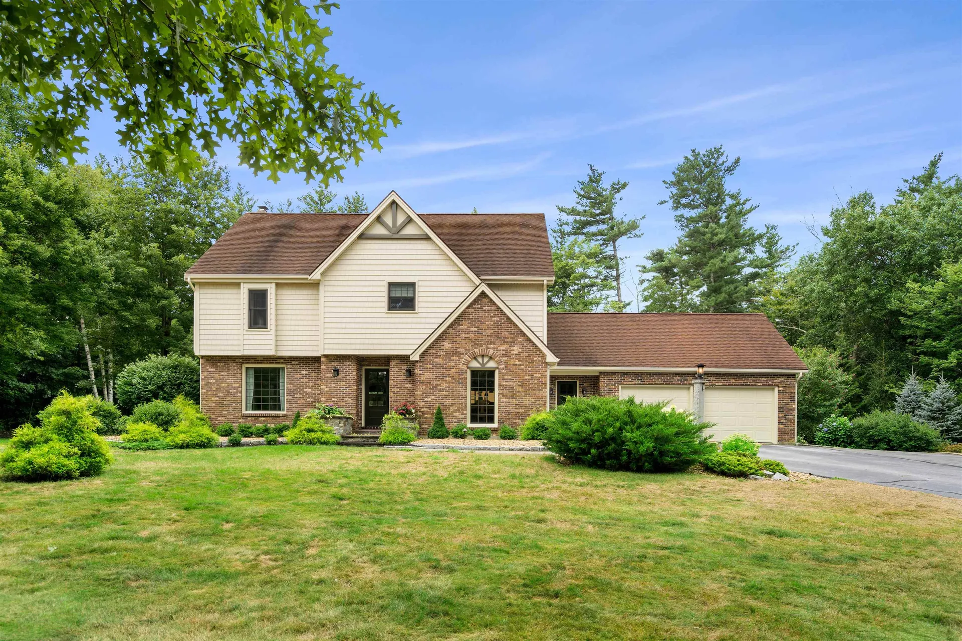 27 Westview Road Bedford NH 03110