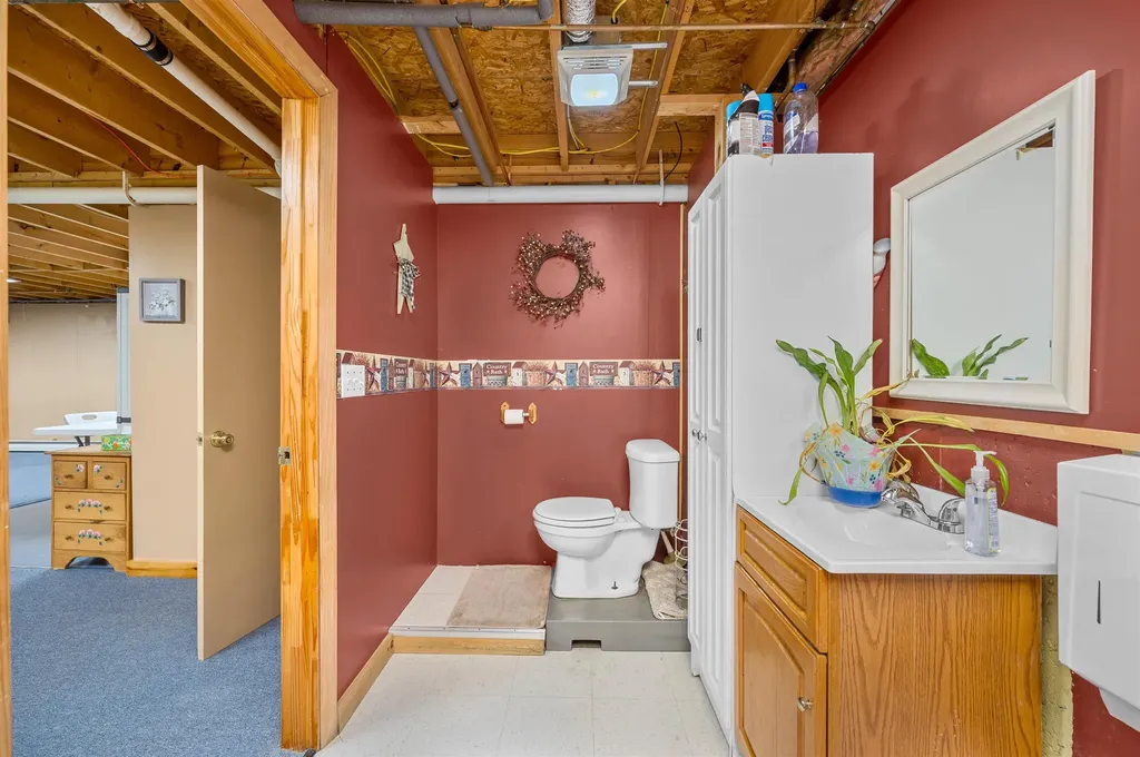 1629 Vt Route 64 Northfield VT 05663