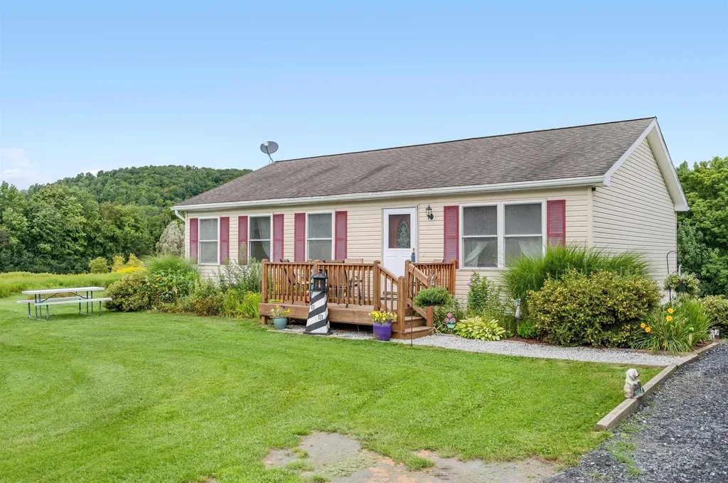 1629 Vt Route 64 Northfield VT 05663