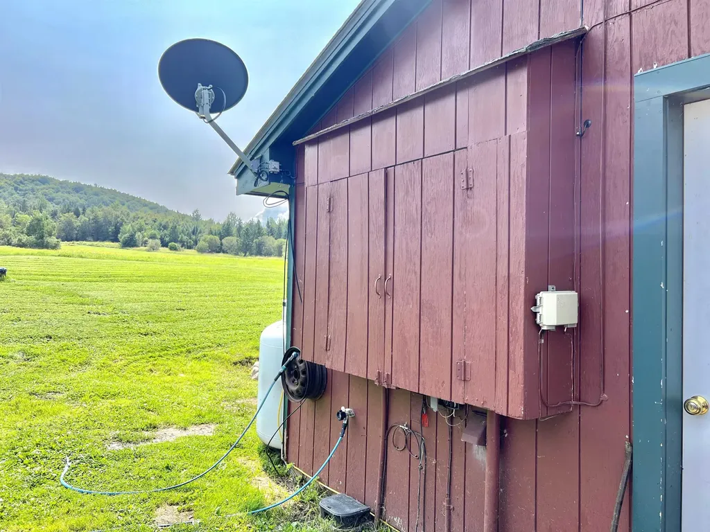 1044 Chamberlin Road Barton VT 05822