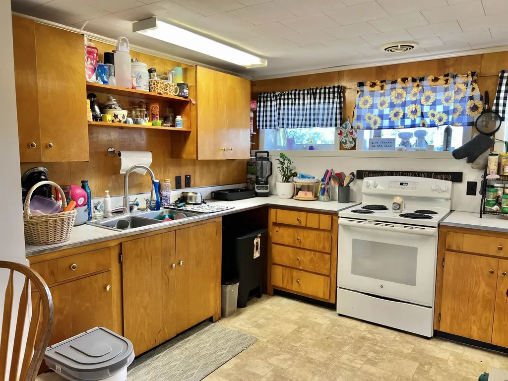 1044 Chamberlin Road Barton VT 05822