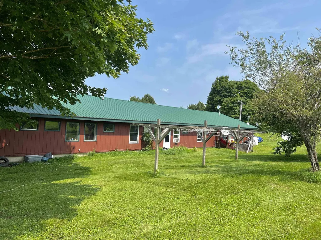 1044 Chamberlin Road Barton VT 05822