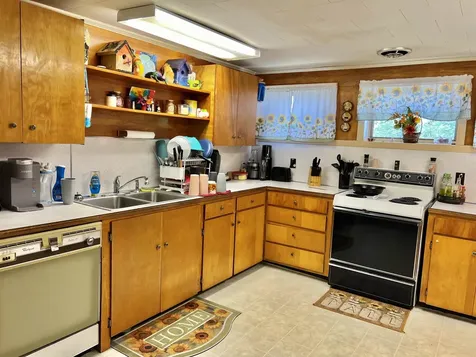 1044 Chamberlin Road Barton VT 05822