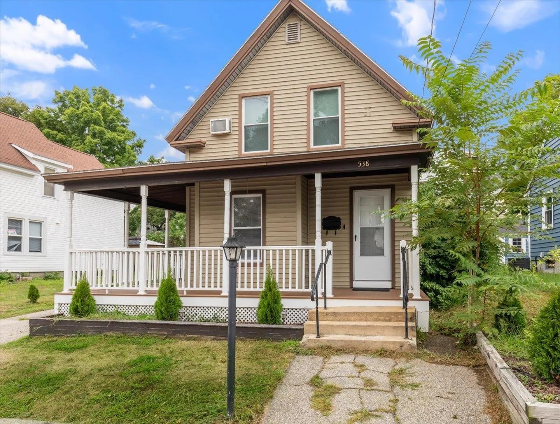 538 Lake Avenue Manchester NH 03103