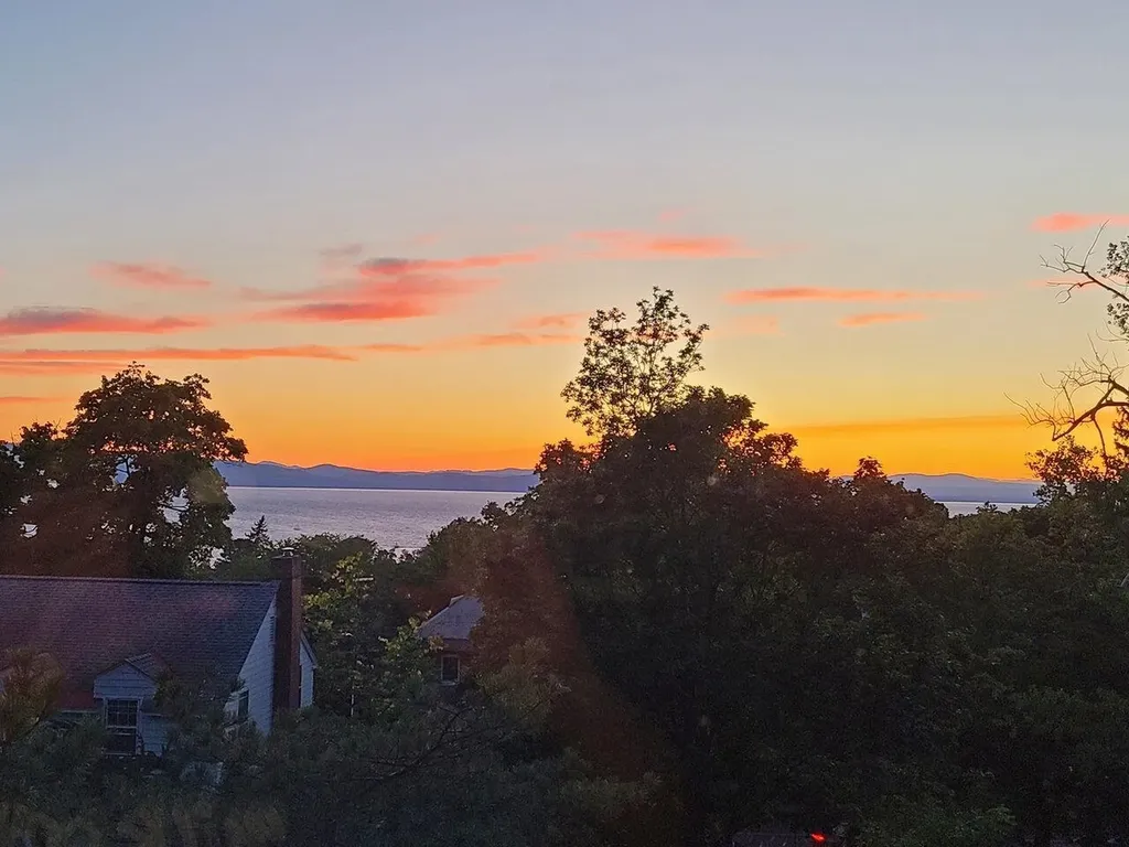22 Deforest Road Burlington VT 05401