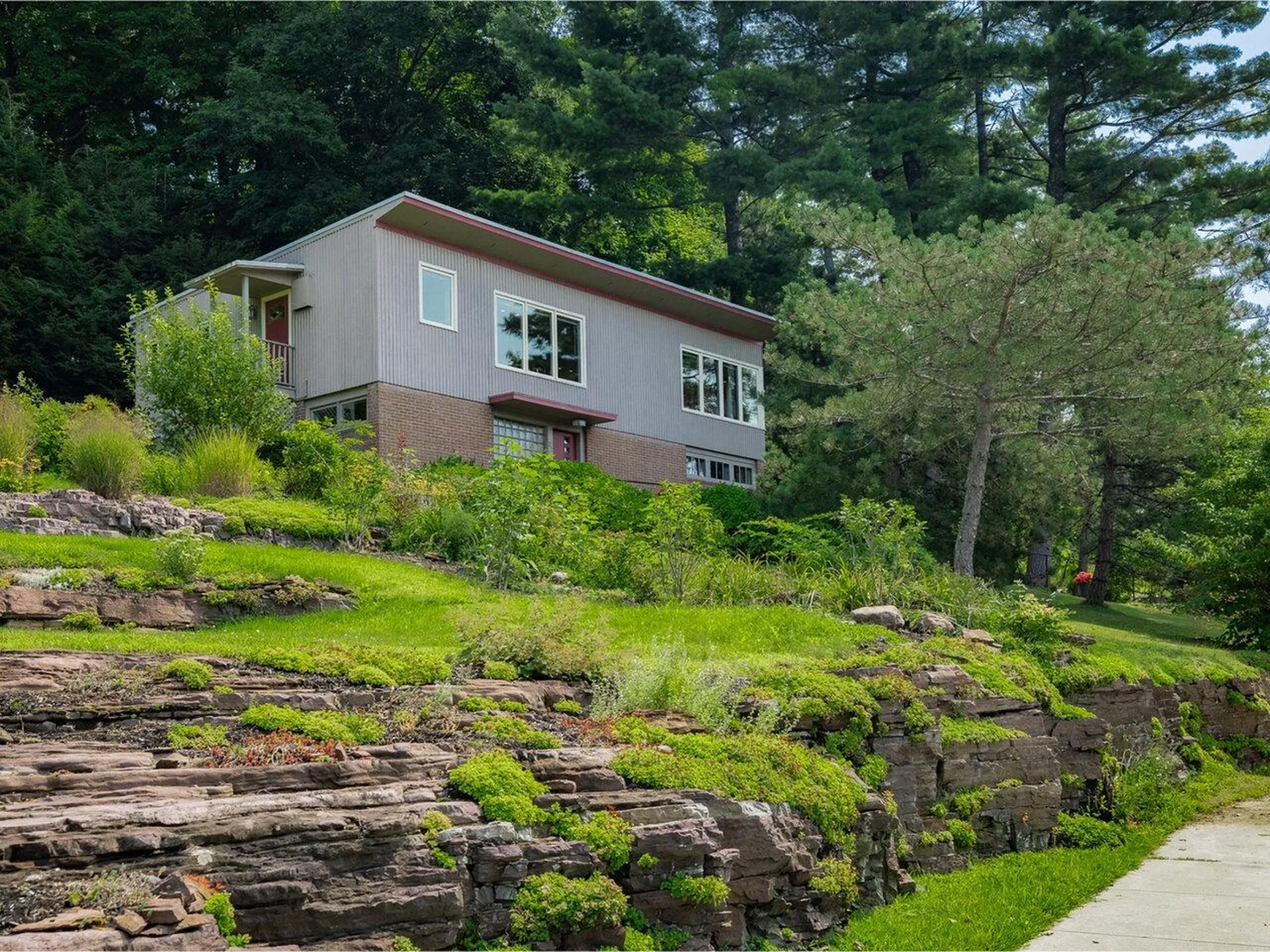 22 Deforest Road Burlington VT 05401