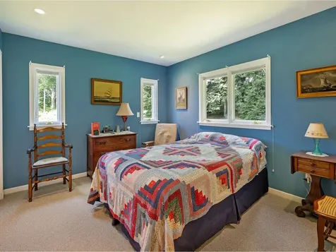 22 Deforest Road Burlington VT 05401