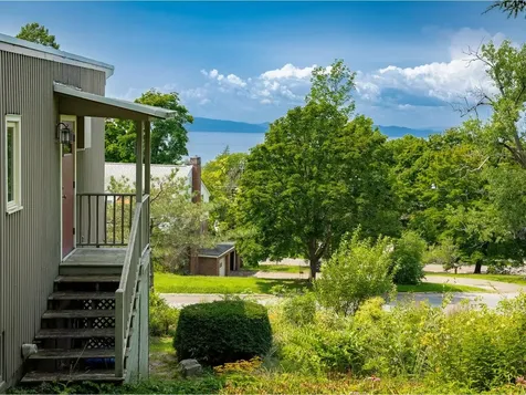 22 Deforest Road Burlington VT 05401