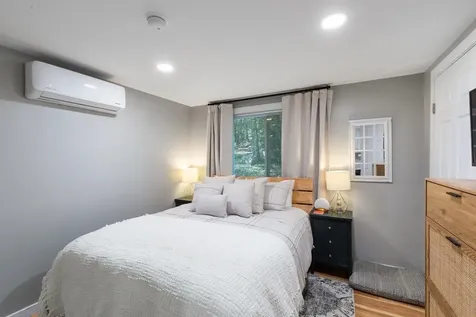 17 Ferndale Road Raymond NH 03077