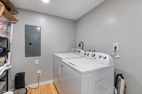 17 Ferndale Road Raymond NH 03077