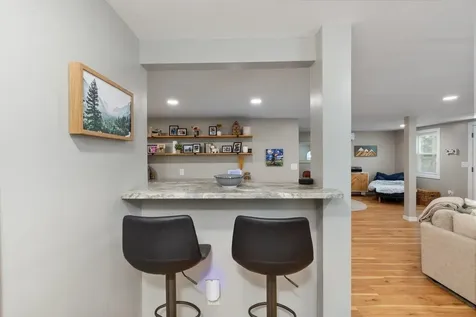 17 Ferndale Road Raymond NH 03077