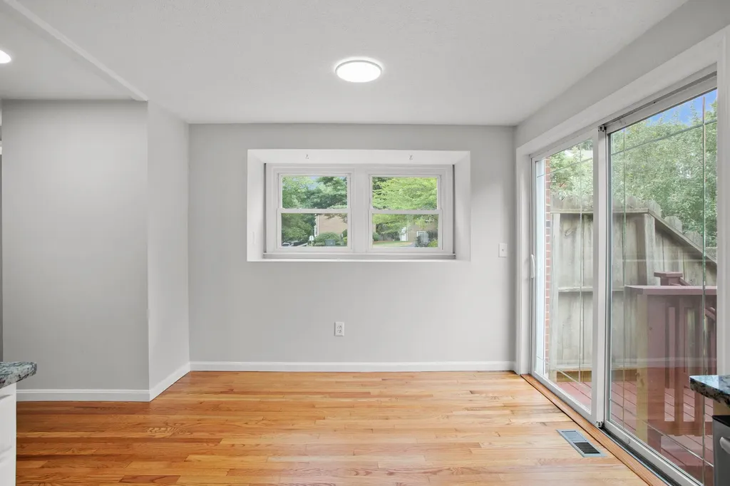 51 Derryfield Court Manchester NH 03104