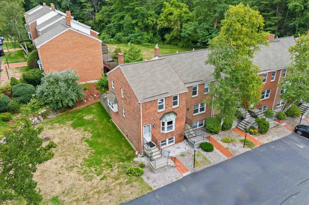 51 Derryfield Court Manchester NH 03104