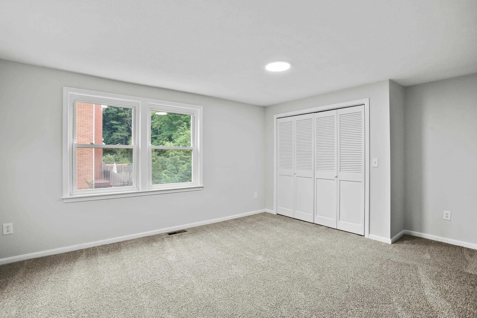 51 Derryfield Court Manchester NH 03104